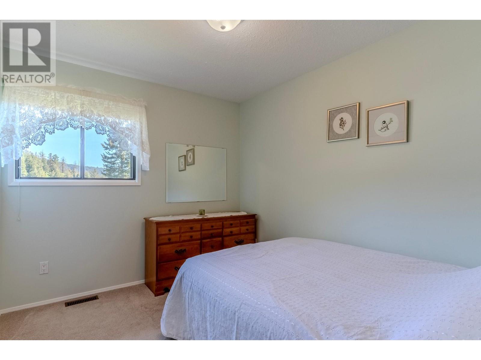 310 Cinnibar Crt, Logan Lake, British Columbia   - Photo 16 - 179811