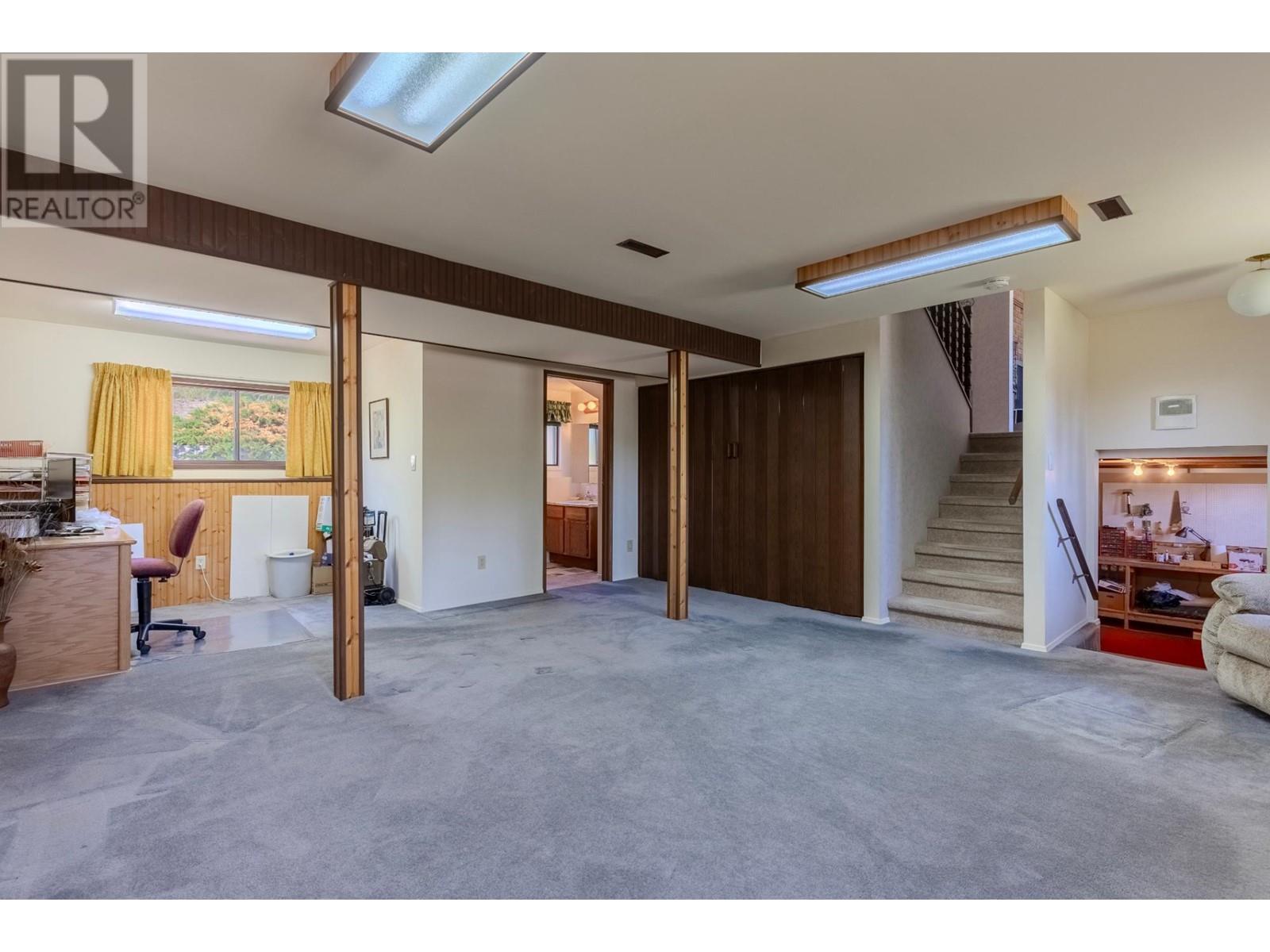 310 Cinnibar Crt, Logan Lake, British Columbia   - Photo 22 - 179811