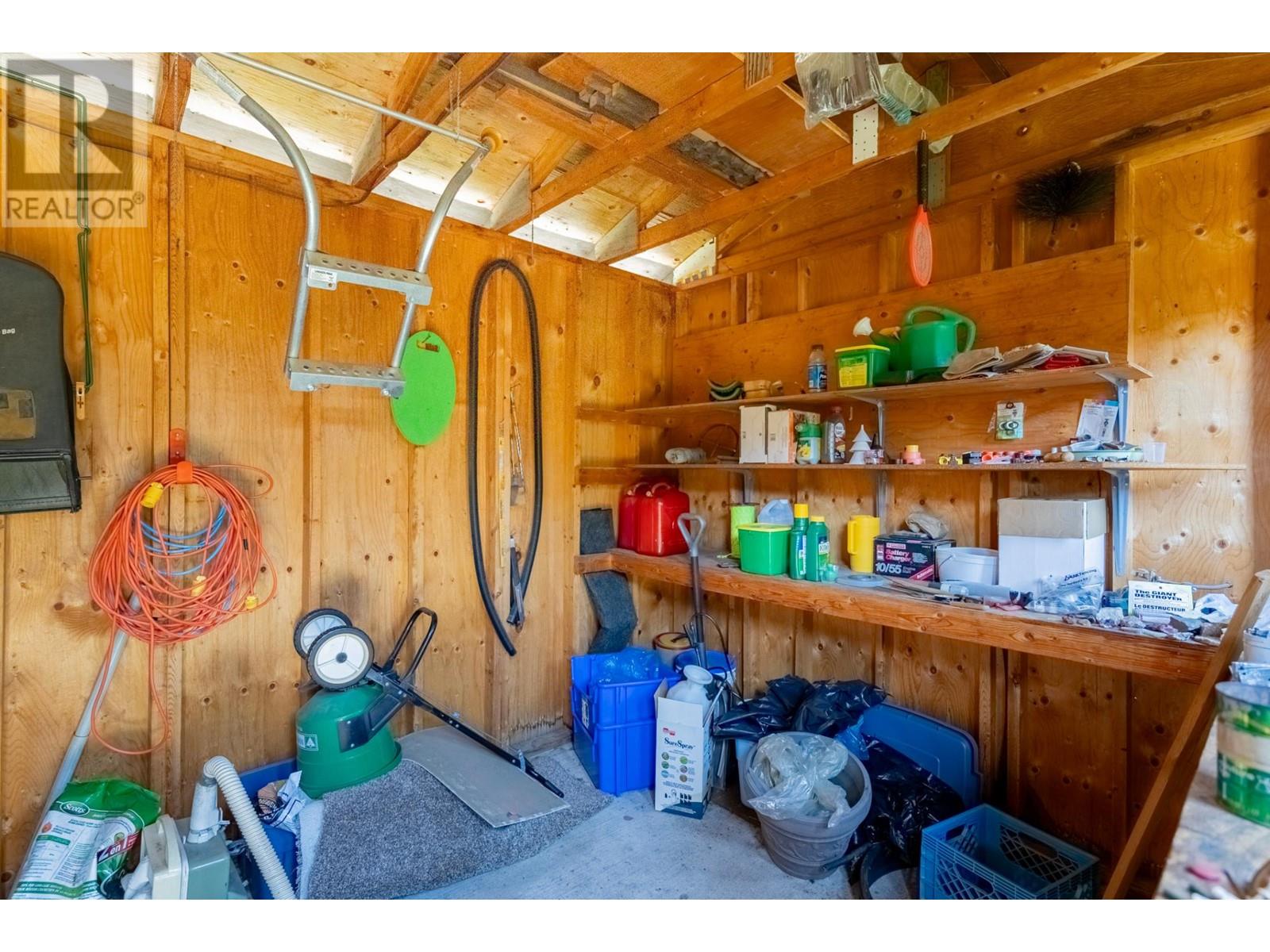 310 Cinnibar Crt, Logan Lake, British Columbia   - Photo 31 - 179811