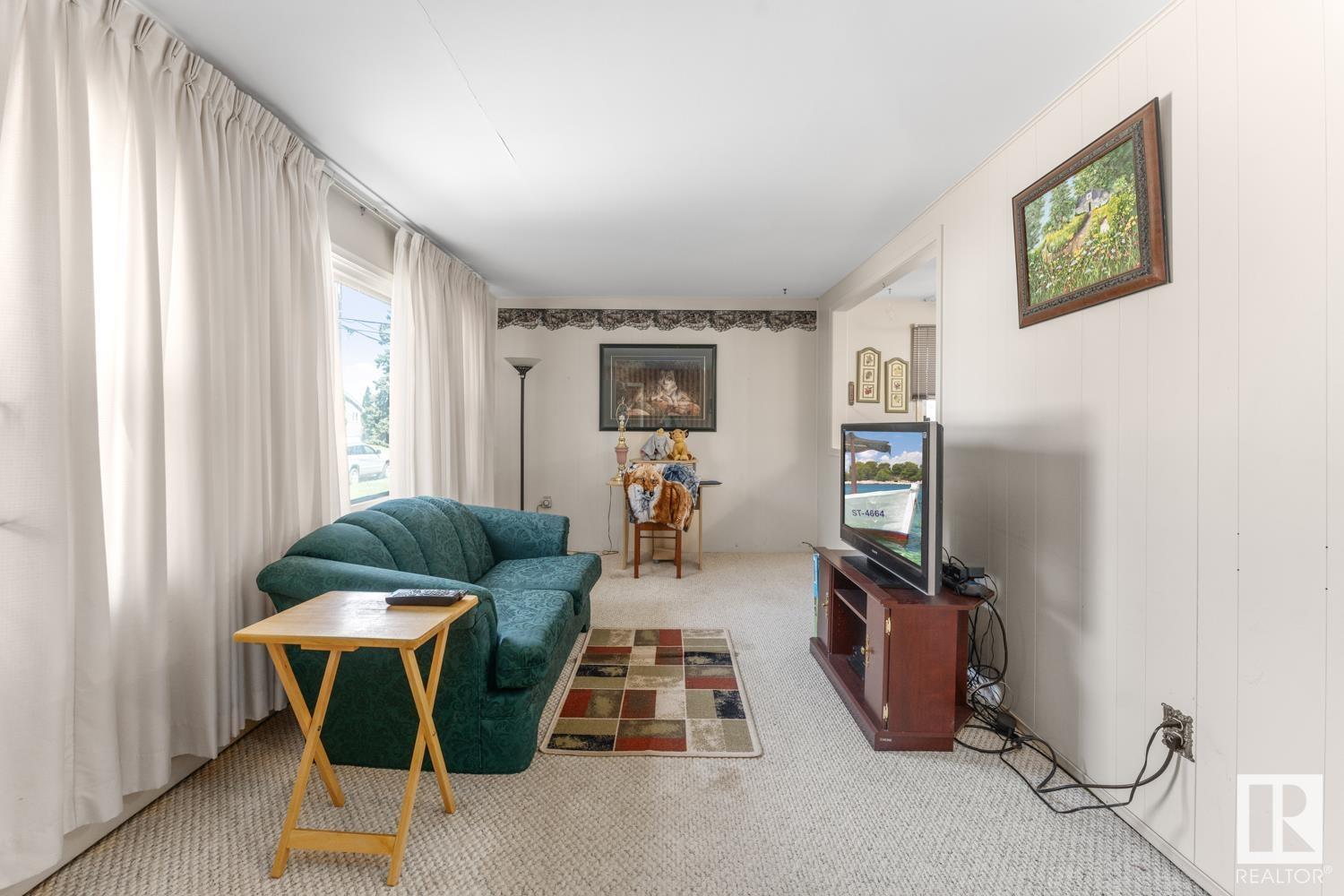 4715 47 Av, Cold Lake, Alberta  T9M 1Y5 - Photo 4 - E4396908