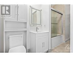455/457 SOMERSET STREET W
