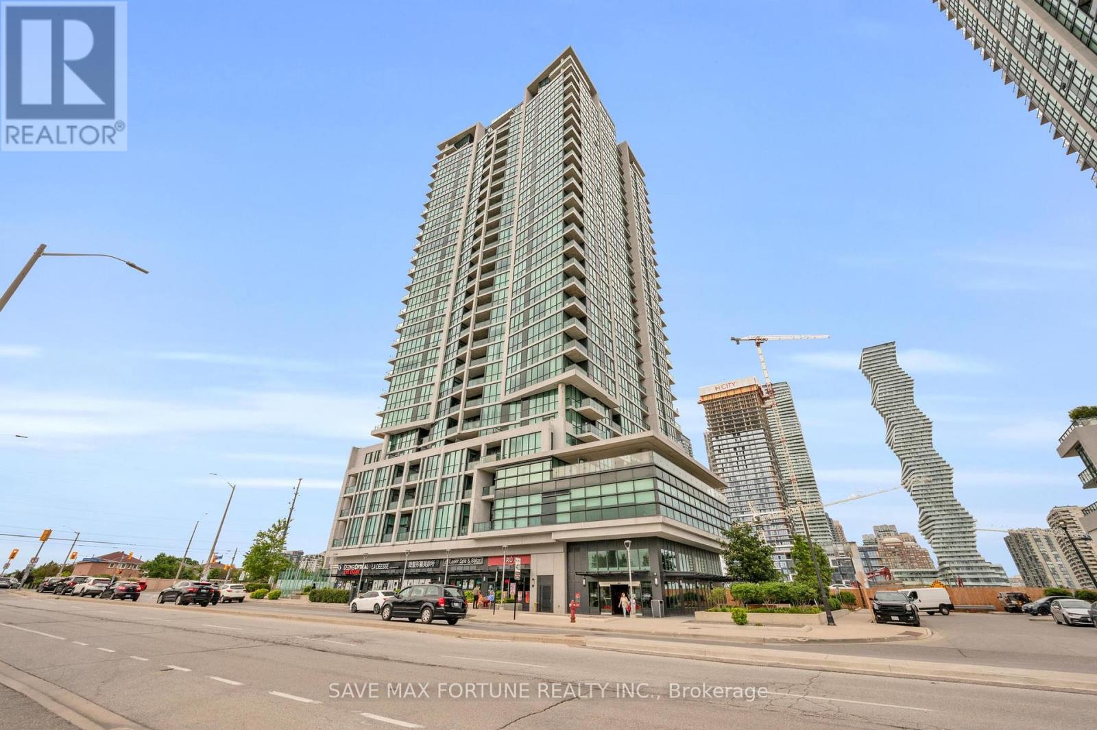 2010 - 3985 Grand Park Drive, Mississauga (City Centre), Ontario  L5B 0H8 - Photo 2 - W9034110