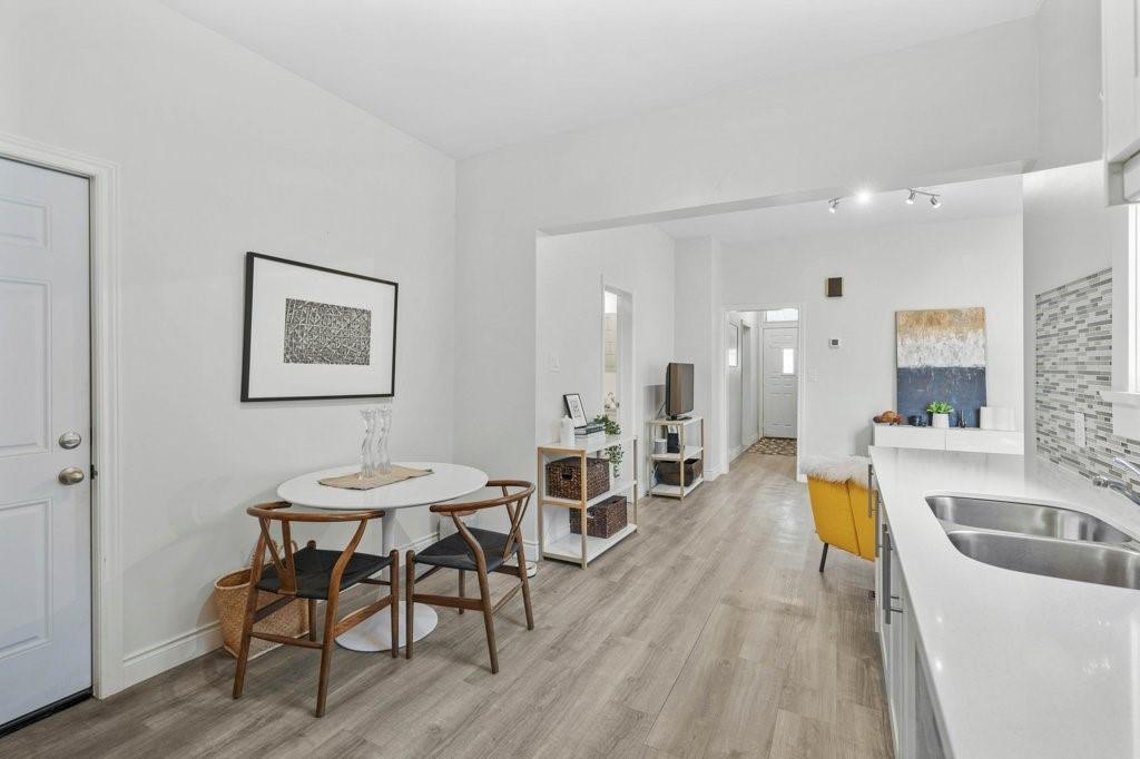 Image of property at 350 JOHN Street N