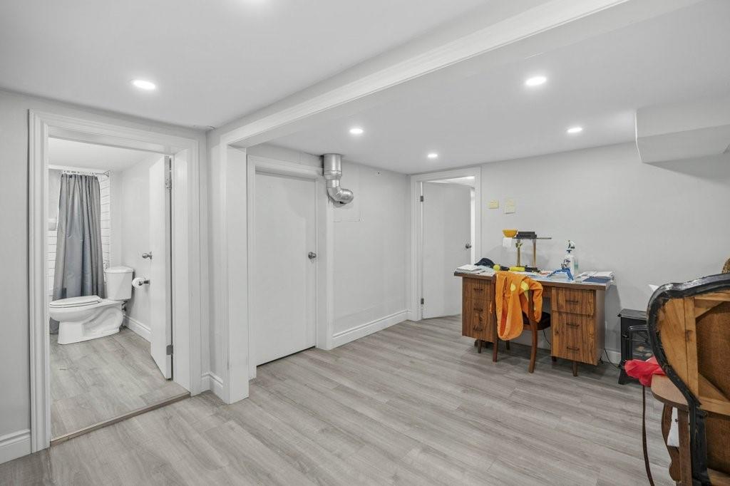 Image of property at 350 JOHN Street N