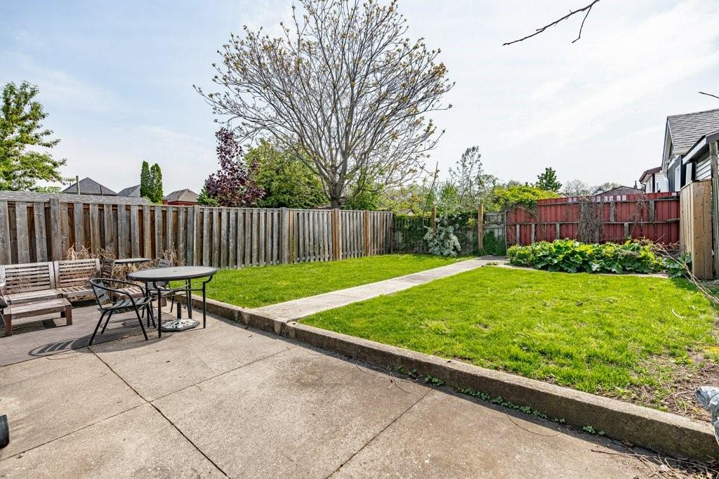 Image of property at 350 JOHN Street N