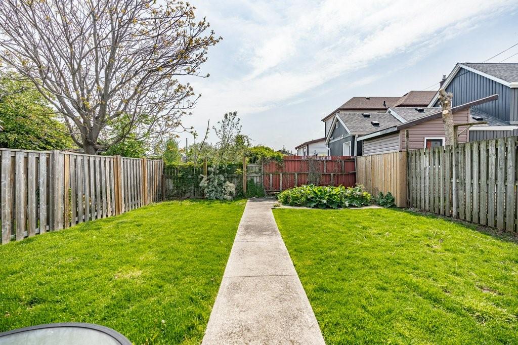 Image of property at 350 JOHN Street N