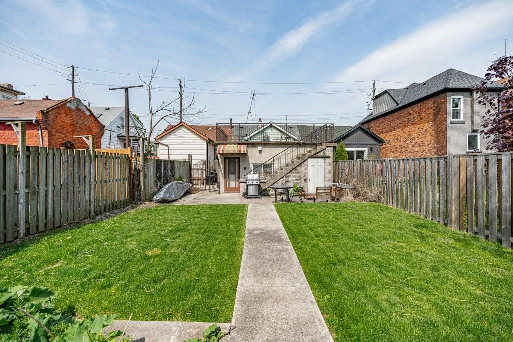 Image of property at 350 JOHN Street N