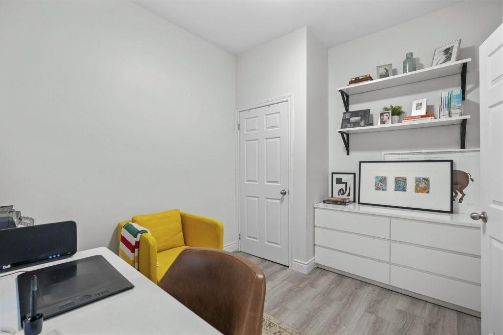 Image of property at 350 JOHN Street N