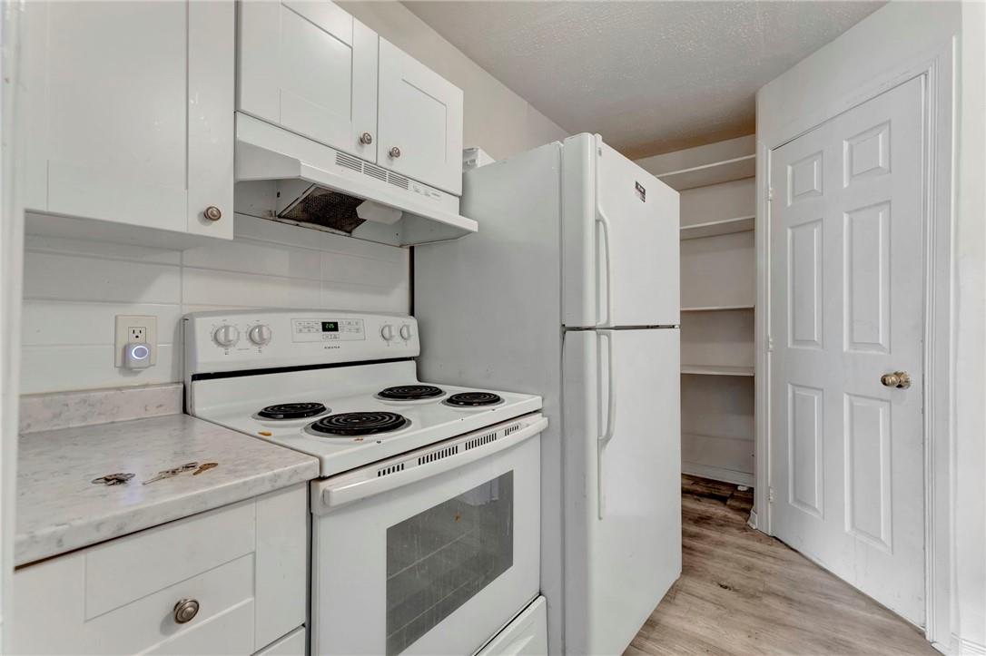 Image of property at 171 BALMORAL Avenue N