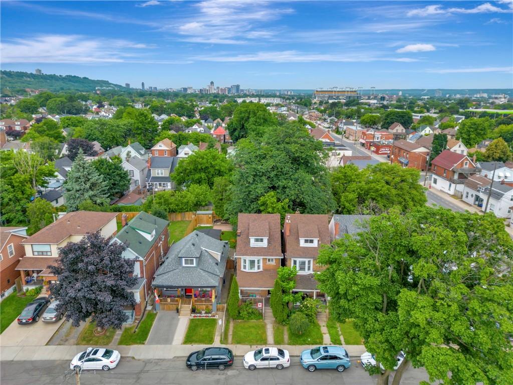 Image of property at 171 BALMORAL Avenue N