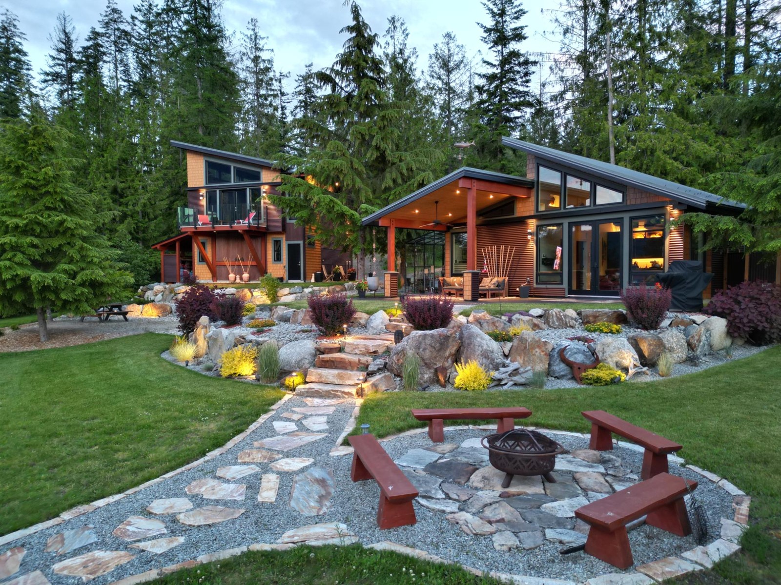 179 Kootenay Lake Road, Procter, British Columbia  V0G 1V0 - Photo 1 - 2475681
