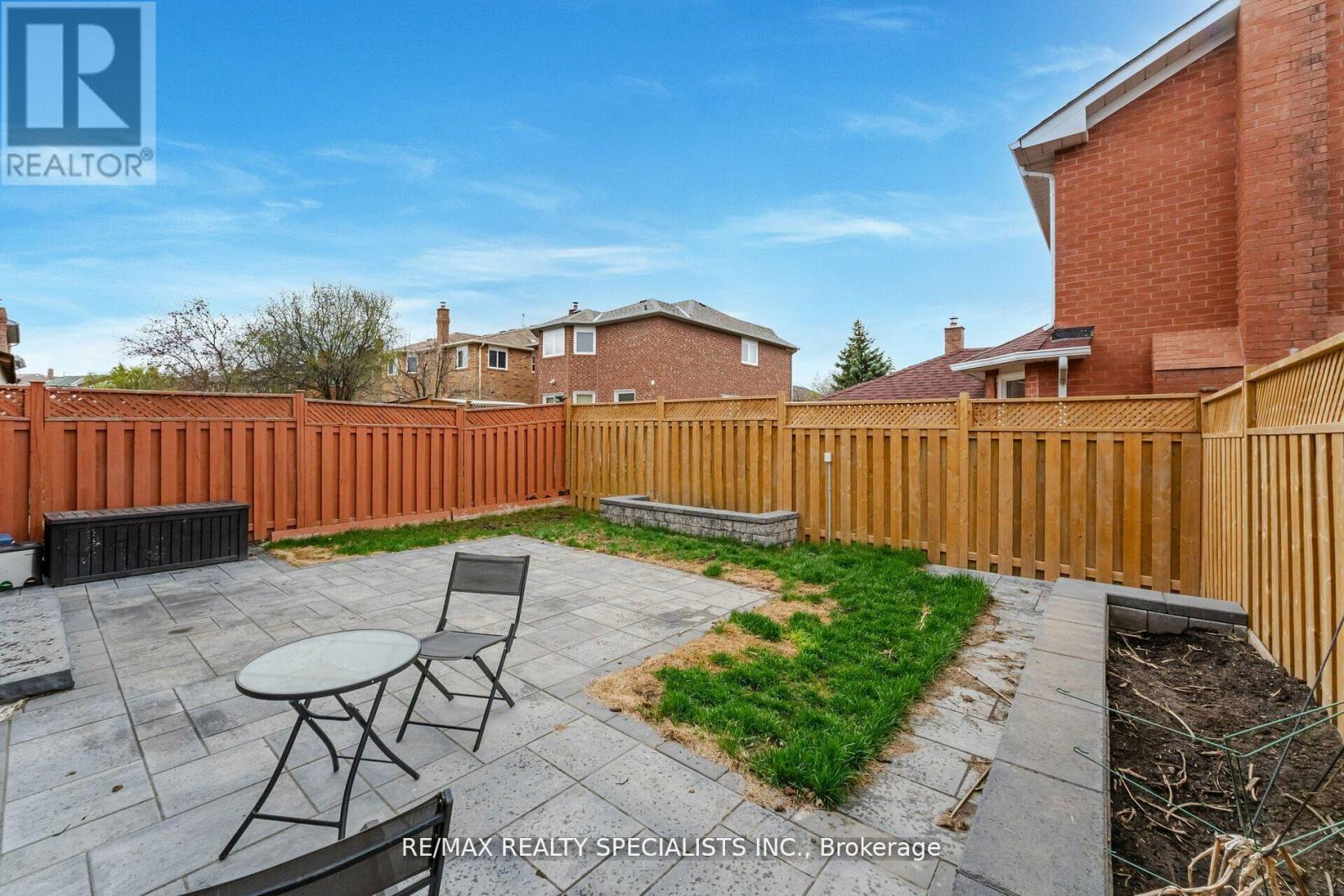 21 Bighorn Crescent, Brampton (Sandringham-Wellington), Ontario  L6R 1G5 - Photo 38 - W9034521