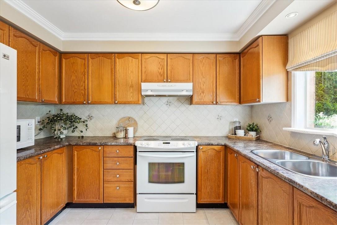 3 Thornton Trail, Hamilton, Ontario  L9H 6X9 - Photo 11 - H4197337