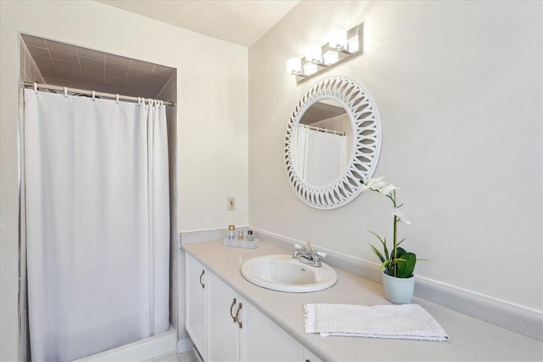 3 Thornton Trail, Hamilton, Ontario  L9H 6X9 - Photo 23 - H4197337