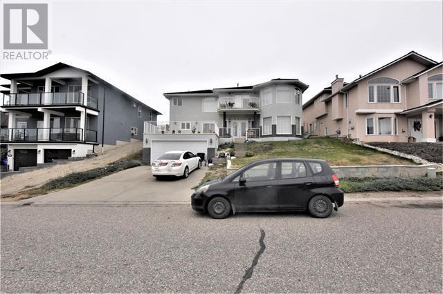 Property at 4904 Valleyview Place image 2