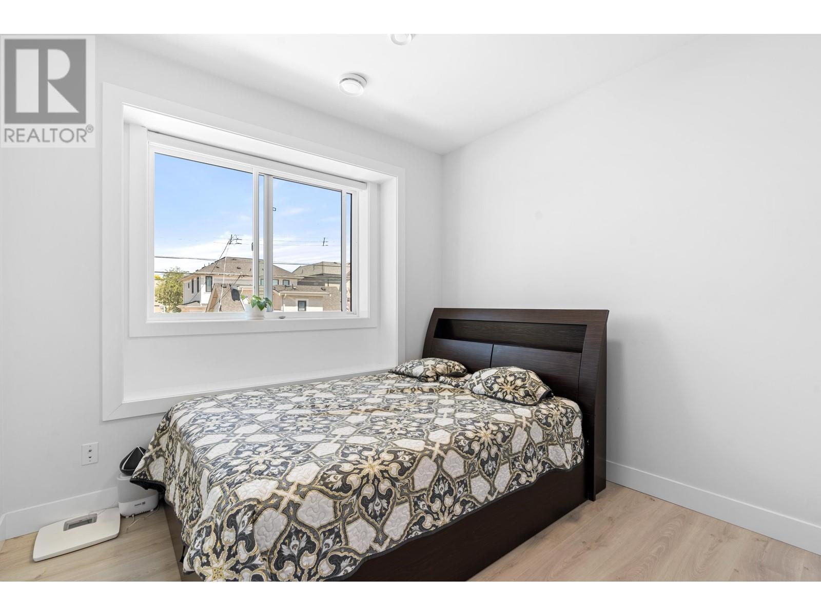 Listing Picture 21 of 34 : 465 E 57TH AVENUE, Vancouver / 溫哥華 - 魯藝地產 Yvonne Lu Group - MLS Medallion Club Member