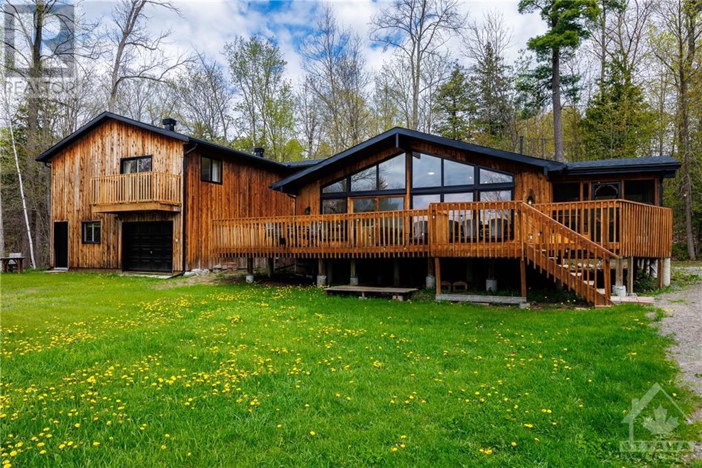6 Bluff Point Drive, Calabogie, Ontario  K0J 1H0 - Photo 1 - 1402273