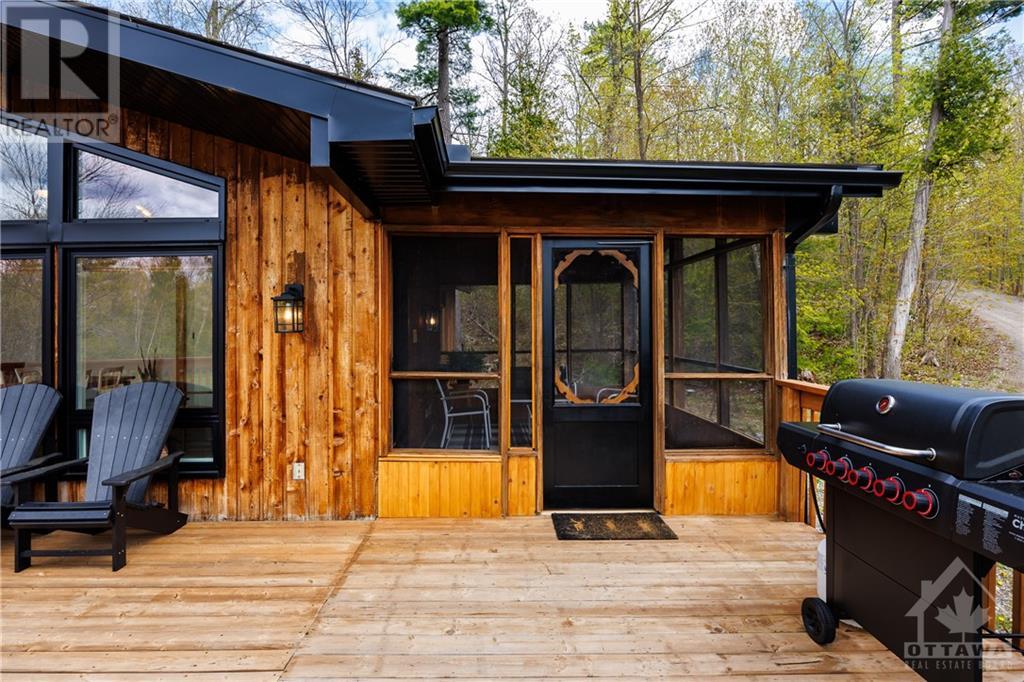6 Bluff Point Drive, Calabogie, Ontario  K0J 1H0 - Photo 8 - 1402273