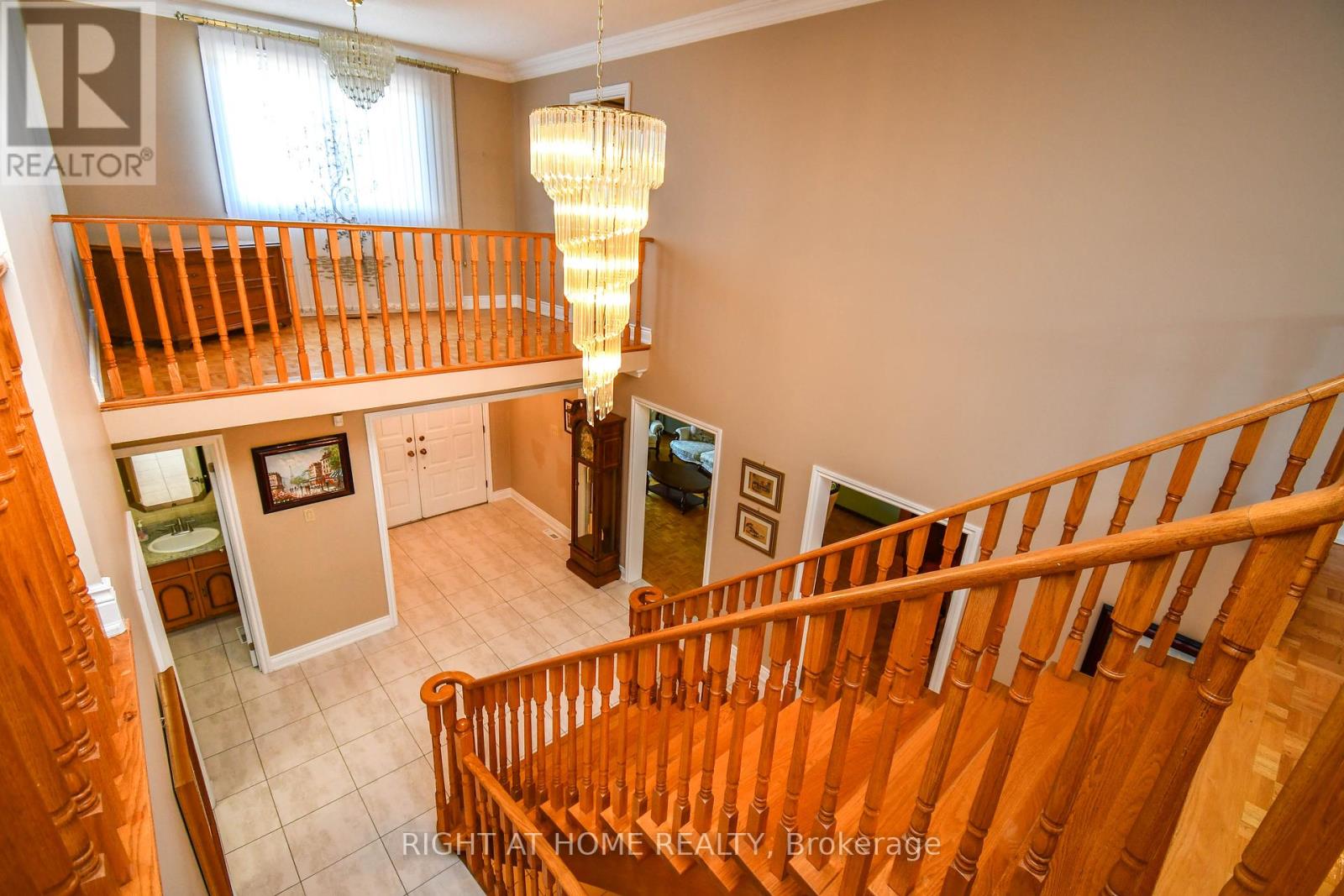 75 Father Ermanno Crescent, Vaughan (East Woodbridge), Ontario  L4L 7L9 - Photo 6 - N9035027