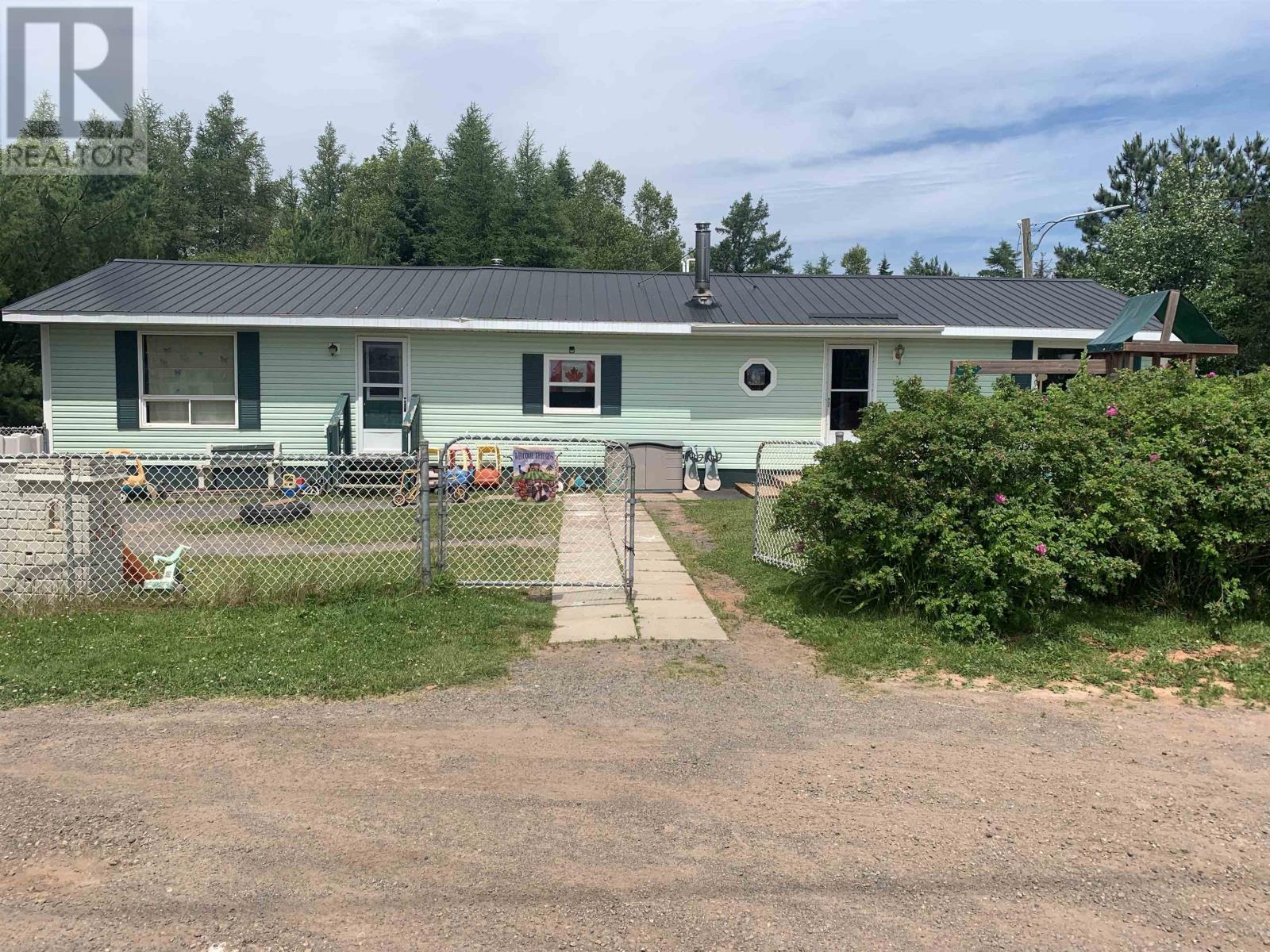 2412 Rte 2, Fortune Bridge, Prince Edward Island  C0A 2B0 - Photo 27 - 202316802