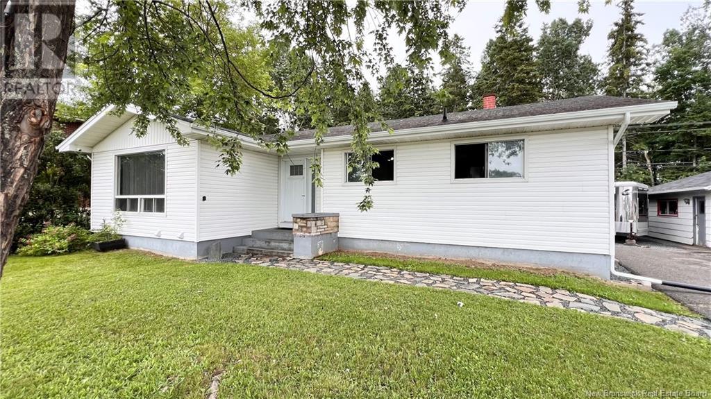 Property at 1235 Vanier image 2