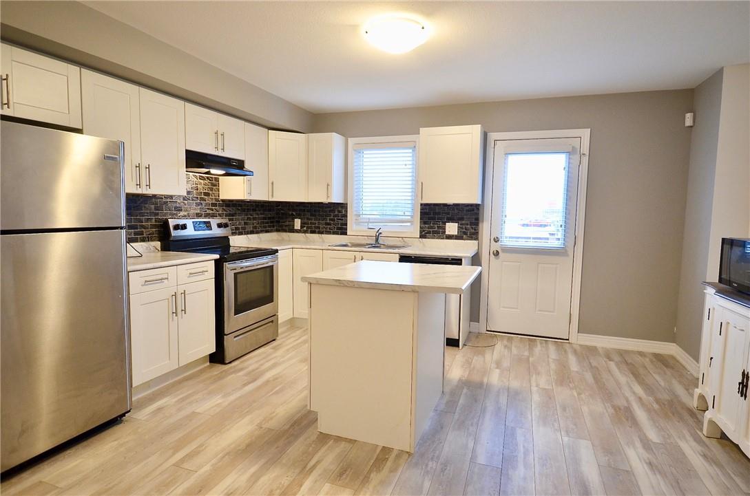 7768 Ascot Circle, Unit #7, Niagara Falls, Ontario  L2H 3P9 - Photo 8 - H4196084