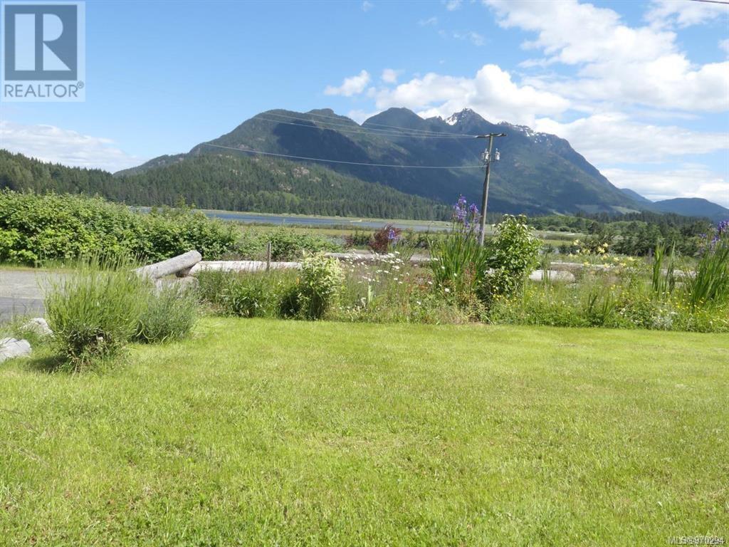 190 Kelsey Way, Sayward, British Columbia  V0P 1R0 - Photo 27 - 970294