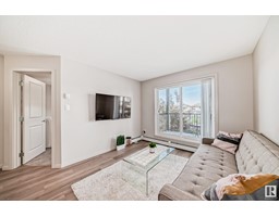 #218 5404 7 AV SW Charlesworth