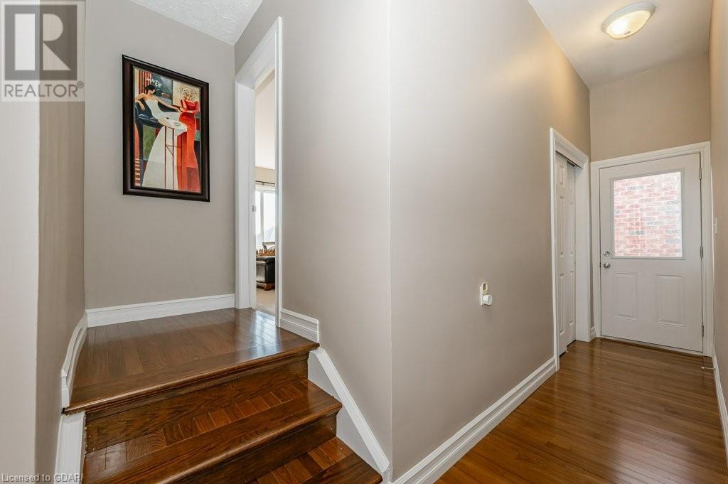 Image of property at 146 CITYVIEW Drive N