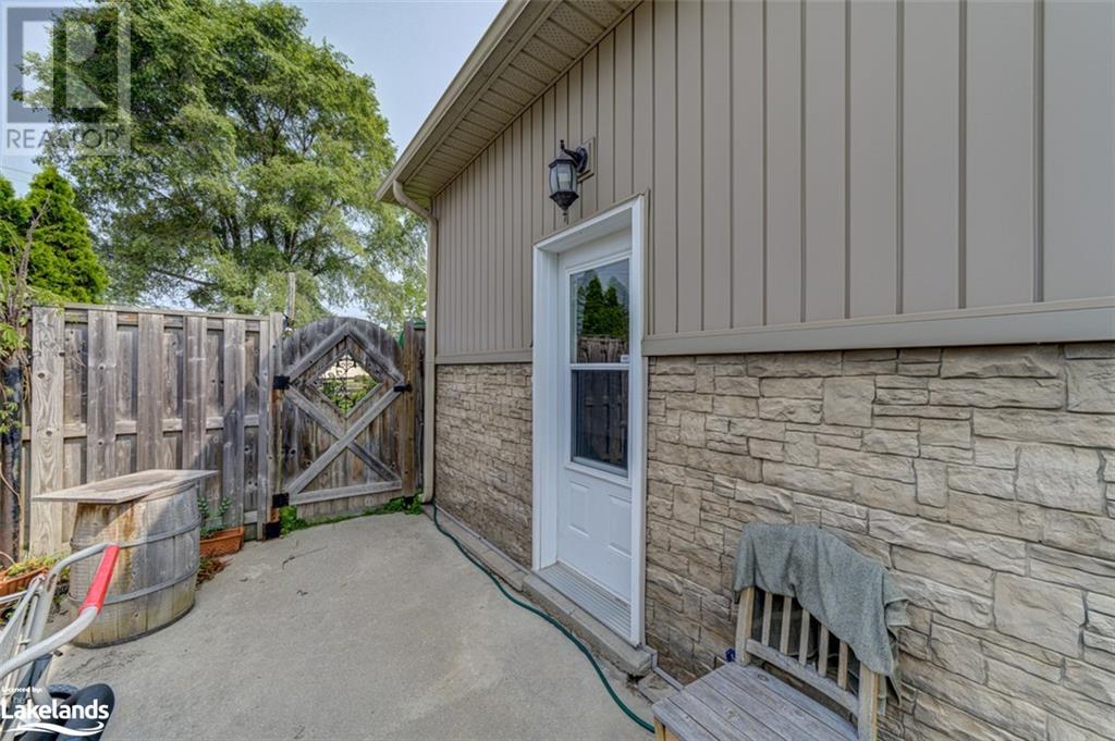 653 River Road W, Wasaga Beach, Ontario  L9Z 2P2 - Photo 10 - 40619302