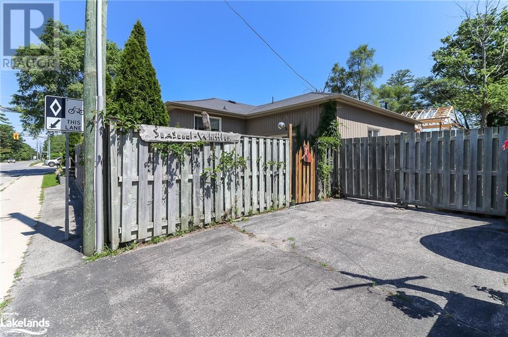 653 River Road W, Wasaga Beach, Ontario  L9Z 2P2 - Photo 22 - 40619302