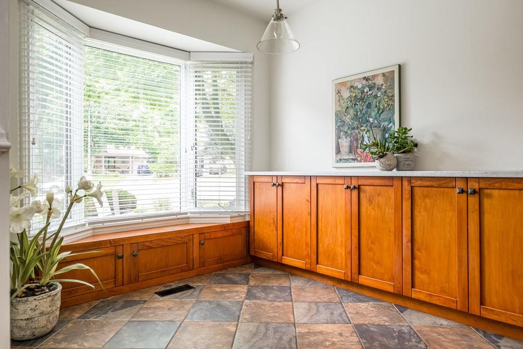 Image of property at 4 Knollwood Court