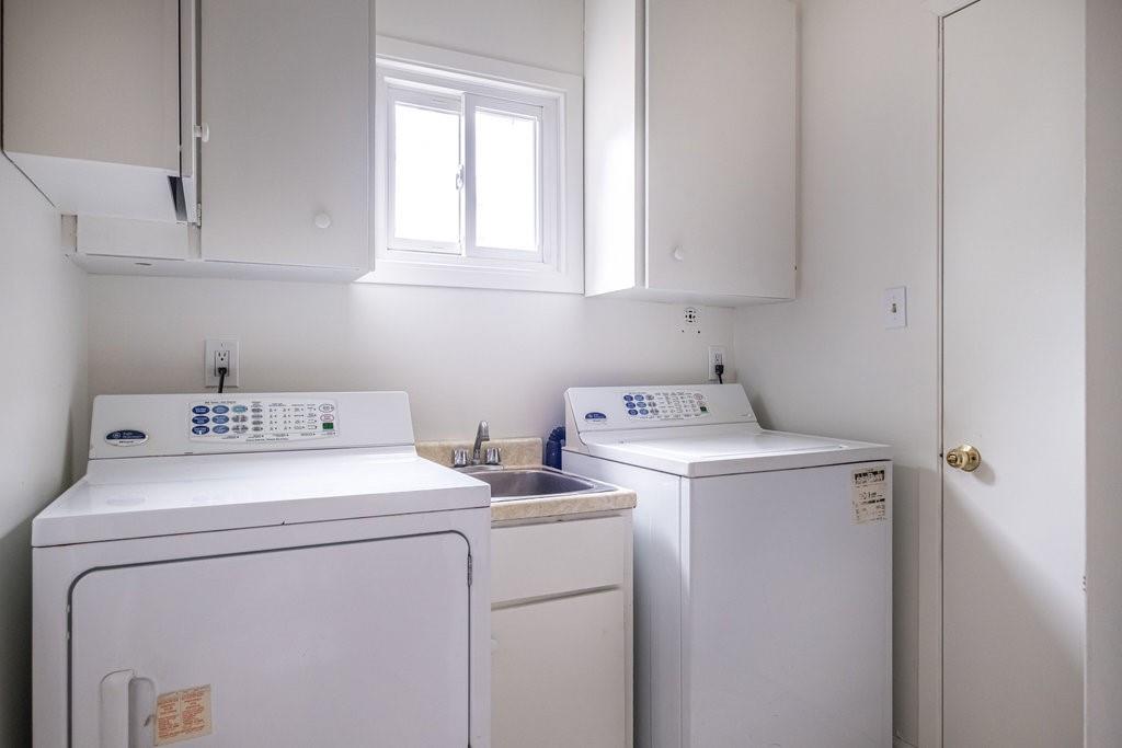 Image of property at 4 Knollwood Court