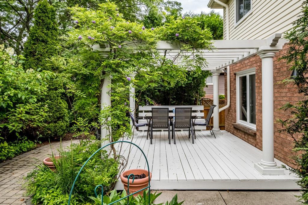 Image of property at 4 Knollwood Court