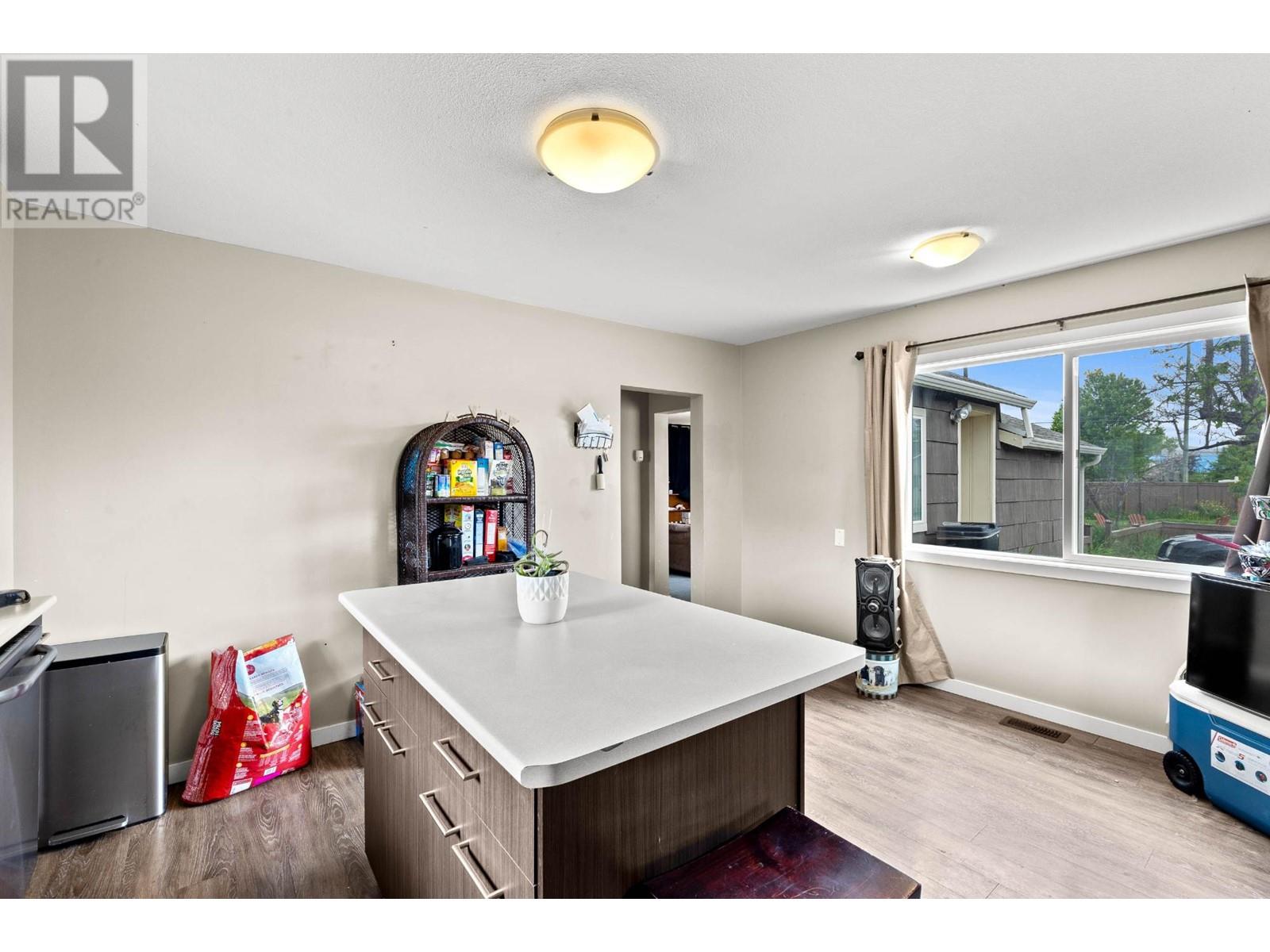 486 Fortune Drive, Kamloops, British Columbia   - Photo 5 - 179831