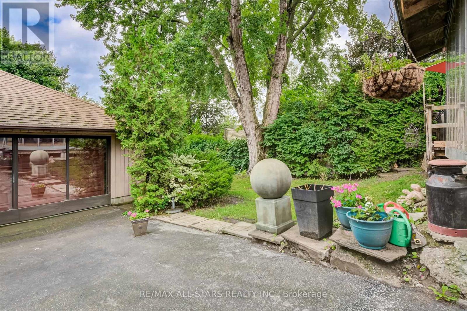 18 Aylesford Drive, Toronto (Birchcliffe-Cliffside), Ontario  M1M 1L7 - Photo 28 - E9036245