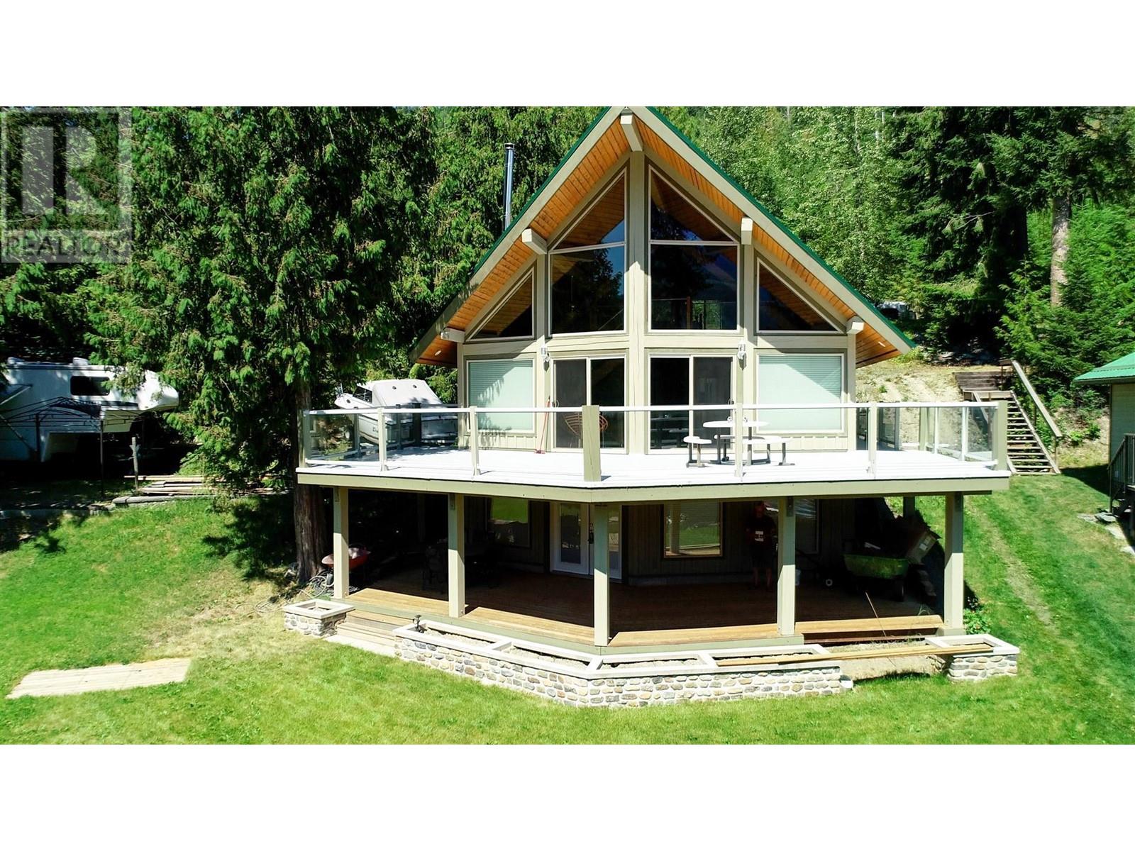 17-7540 RUSSEL CREEK FSR, barriere, British Columbia