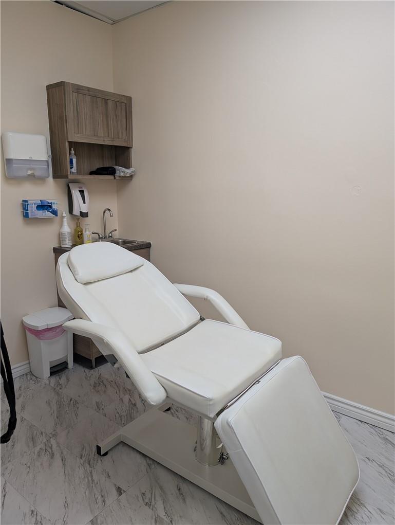 360 Queenston Road, Hamilton, Ontario  L8K 1H9 - Photo 10 - H4198527