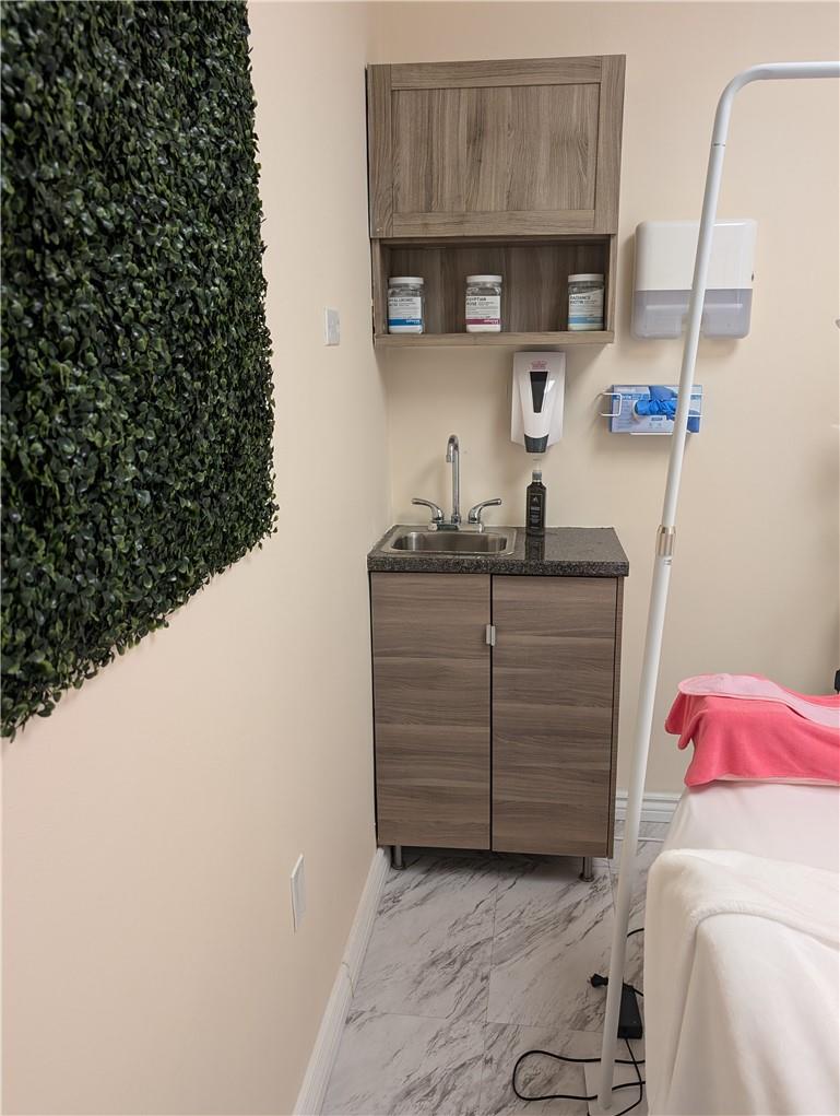 360 Queenston Road, Hamilton, Ontario  L8K 1H9 - Photo 12 - H4198527