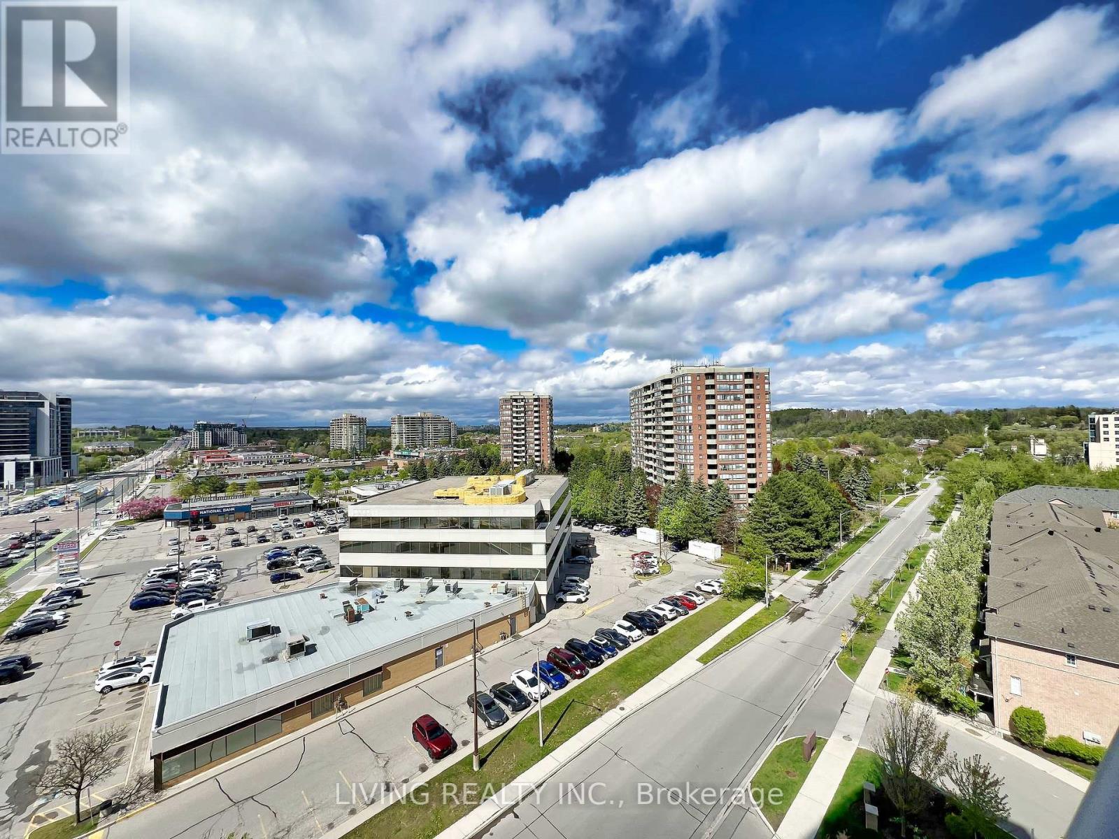 1004 - 9471 Yonge Street, Richmond Hill (Observatory), Ontario  L4C 0Z5 - Photo 3 - N9036673