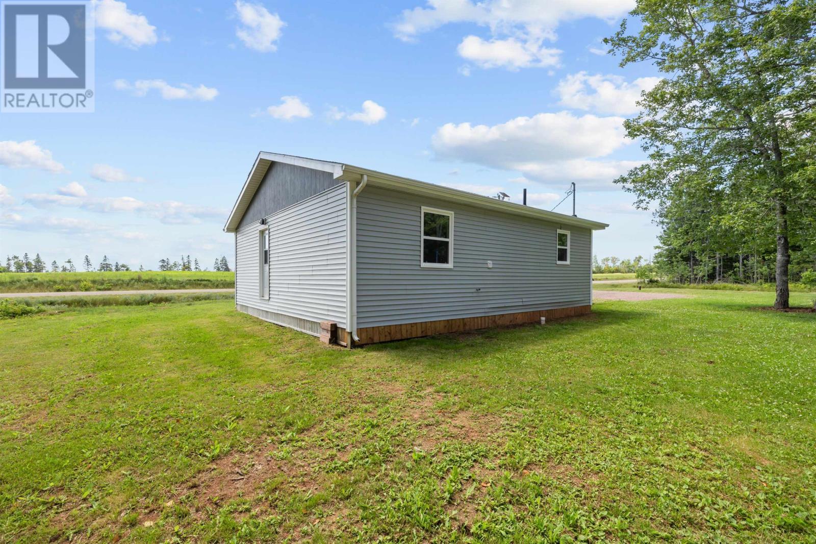 197 Wharf Road, Long River, Prince Edward Island  C0A 1M0 - Photo 4 - 202416678