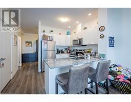 60 CHARLES Street W Unit# 701