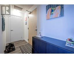 60 CHARLES Street W Unit# 701