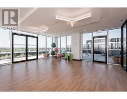 60 CHARLES Street W Unit# 701
