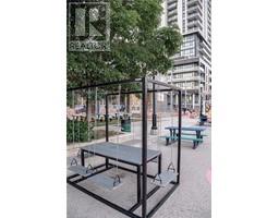 60 CHARLES Street W Unit# 701