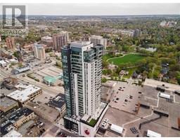 60 CHARLES Street W Unit# 701