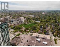 60 CHARLES Street W Unit# 701