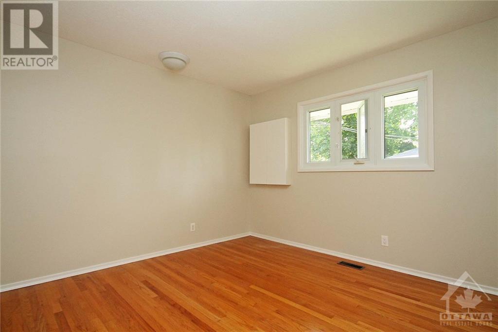 970 Shamir Avenue, Ottawa, Ontario  K1G 2T2 - Photo 12 - 1402034