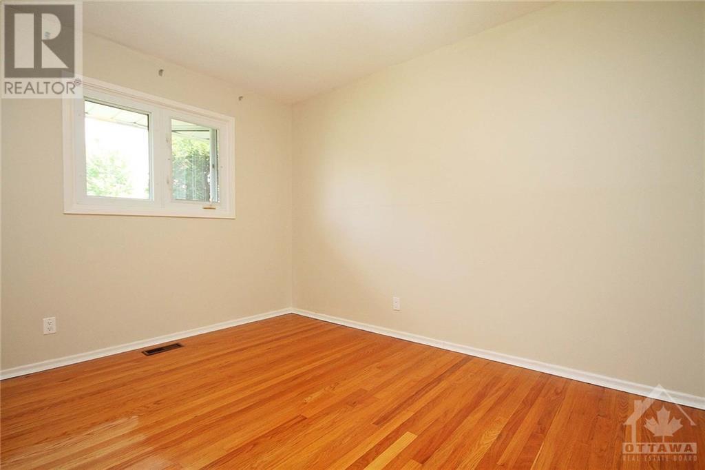 970 Shamir Avenue, Ottawa, Ontario  K1G 2T2 - Photo 13 - 1402034