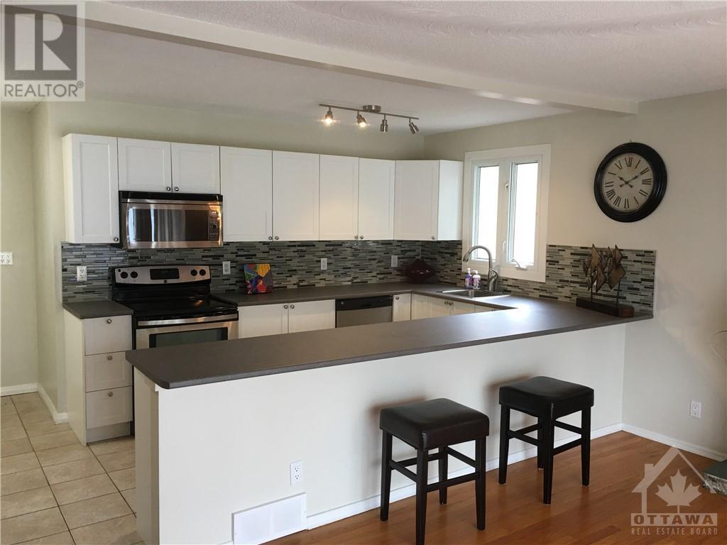 970 Shamir Avenue, Ottawa, Ontario  K1G 2T2 - Photo 7 - 1402034